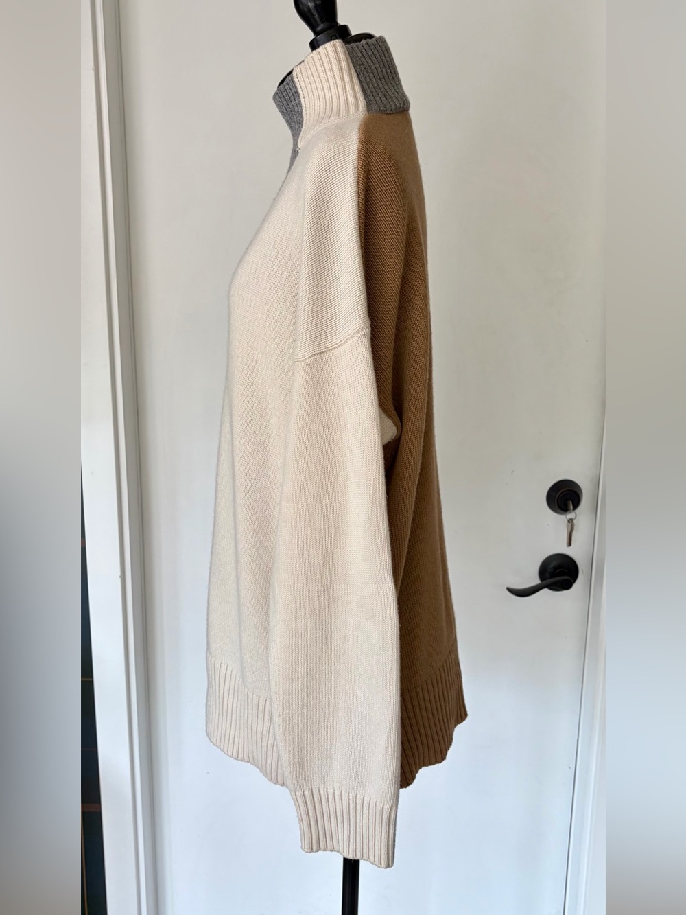 Kaos Colorblock Mockneck Sweater, Gray, Cream & Brown, Italy, szL, EUC - Picture 6 of 15